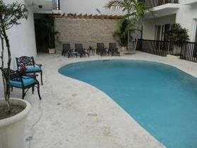 Condo Novus Mare Pool 1